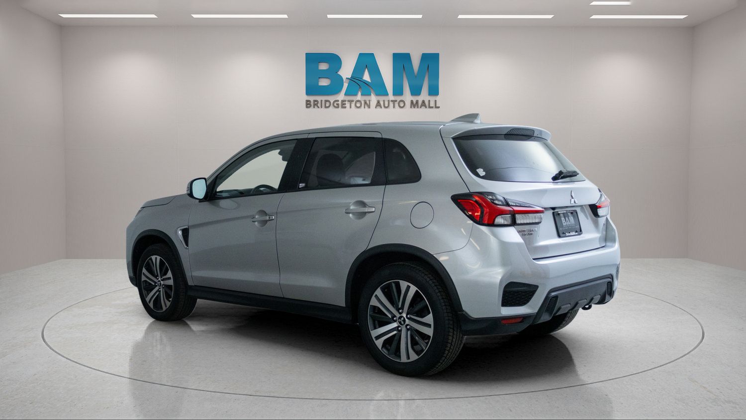 Used 2024 Mitsubishi Outlander Sport SE AWD/4WD image 5