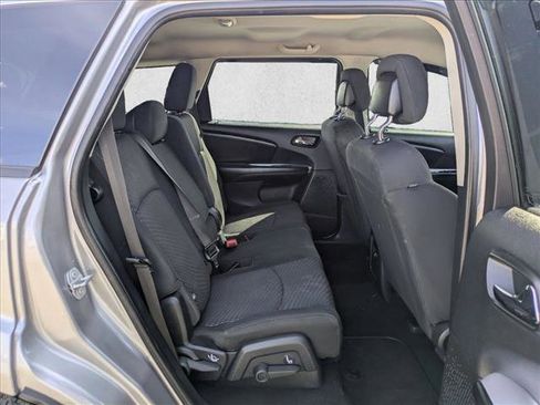 Used 2018 Dodge Journey SE w/ Connectivity Group AWD/4WD image 24