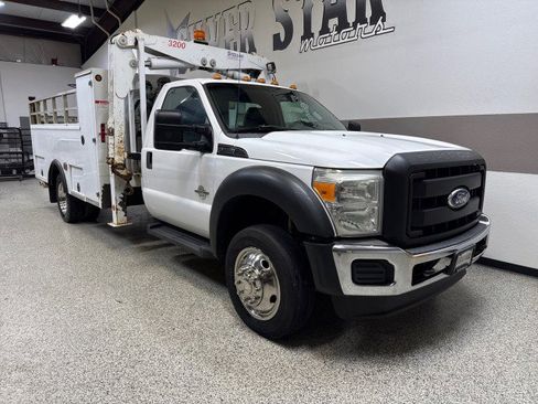 Used 2011 Ford F550 2WD Regular Cab Super Duty w/ Payload Upgrade Pkg image 27