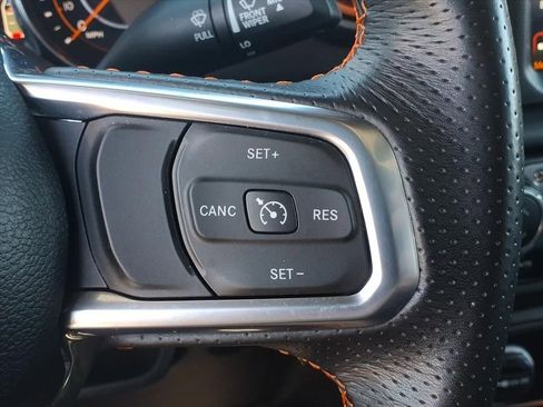 Used 2023 Jeep Gladiator Mojave image 22