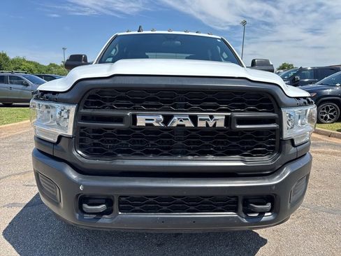 Used 2022 RAM 2500 Tradesman AWD/4WD image 2
