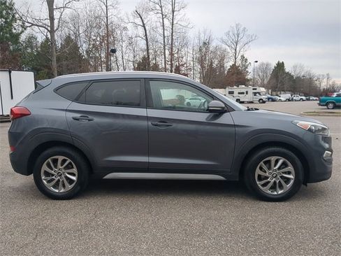 Used 2018 Hyundai Tucson SEL Plus w/ Cargo Package image 3