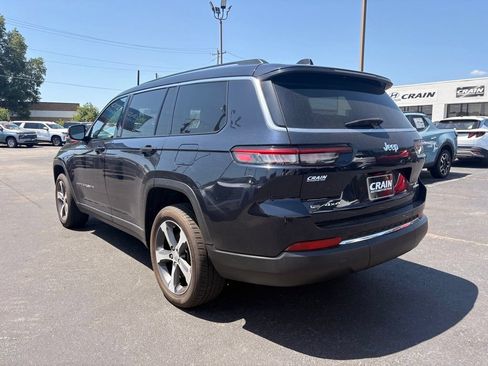 Used 2023 Jeep Grand Cherokee L Limited AWD/4WD image 5