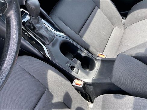 Used 2024 Toyota Corolla LE FWD image 15