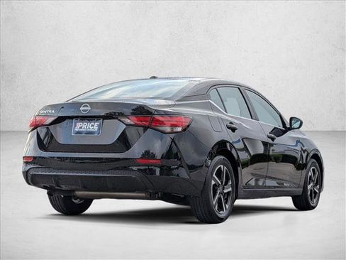 Used 2025 Nissan Sentra SV FWD image 5