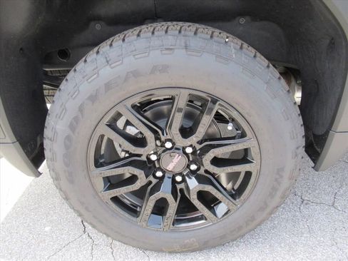 New 2026 GMC Sierra 1500 Pro w/ Graphite Edition AWD/4WD image 8