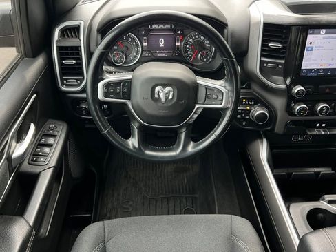 Used 2022 RAM 1500 Big Horn AWD/4WD image 14