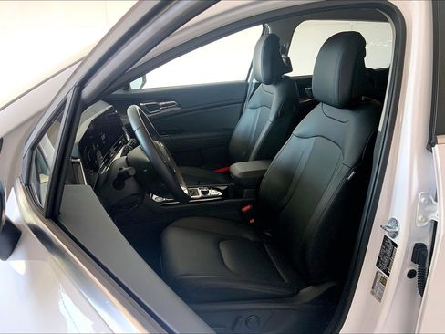 Used 2023 Kia Sportage EX FWD image 24
