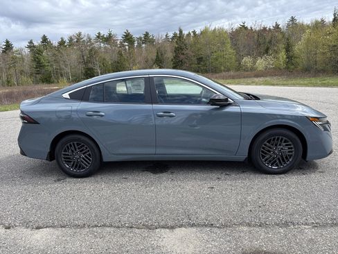 New 2026 Nissan Sentra SV FWD image 8