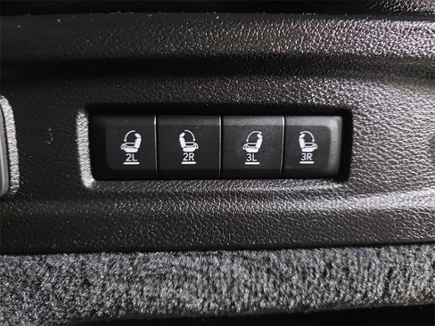 Used 2024 Jeep Grand Cherokee L Summit w/ High Altitude Package image 16