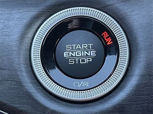 Used 2021 Jeep Grand Cherokee L Overland w/ Luxury Tech Group IV image 23