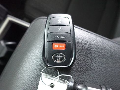 Used 2025 Toyota 4Runner SR5 image 30