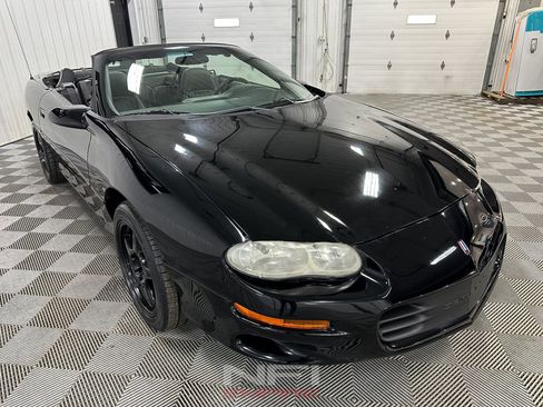 Used 2002 Chevrolet Camaro Z28 image 9