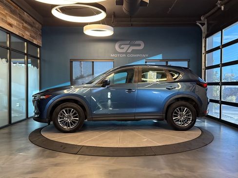 Used 2017 MAZDA CX-5 Sport AWD/4WD image 6