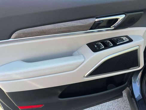 Used 2022 Kia Telluride EX w/ Towing Package image 14