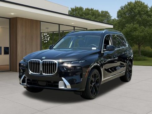Certified 2024 BMW X7 xDrive40i w/ Premium Package AWD/4WD image 2