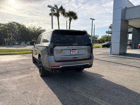 New 2026 Chevrolet Suburban High Country AWD/4WD image 9