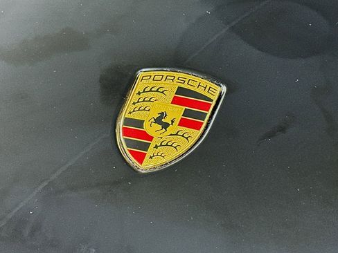 Used 2022 Porsche Taycan 4 Cross Turismo image 15