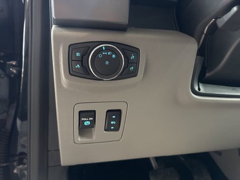 Certified 2019 Ford F150 XLT w/ Equipment Group 302A Luxury image 29