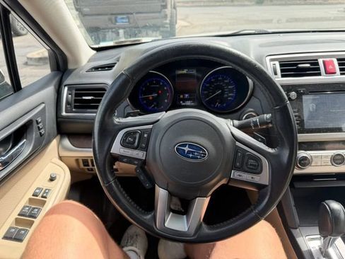 Used 2017 Subaru Outback 2.5i Limited image 11