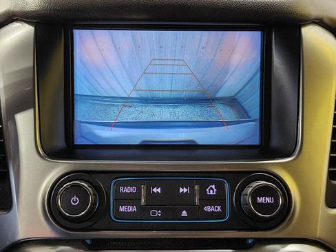 Used 2018 Chevrolet Suburban Premier AWD/4WD image 24