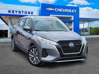 Used 2024 Nissan Kicks SV video 1