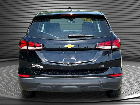 Used 2024 Chevrolet Equinox LS AWD/4WD image 5