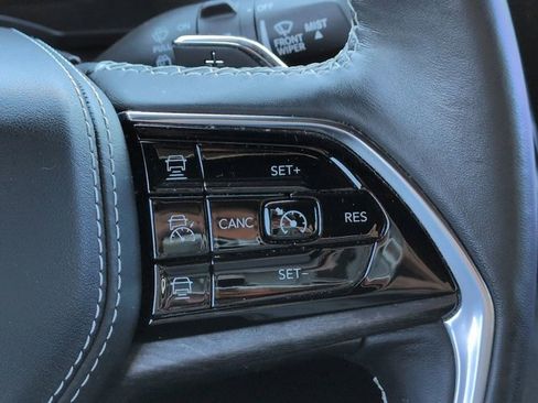 Used 2021 Jeep Grand Cherokee L Overland w/ Luxury Tech Group IV image 27