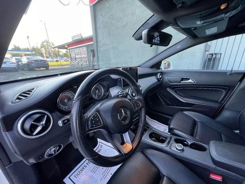 Used 2016 Mercedes-Benz CLA 250 image 9