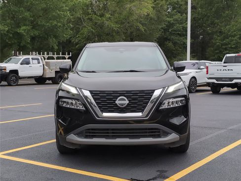 Used 2023 Nissan Rogue SV FWD image 10