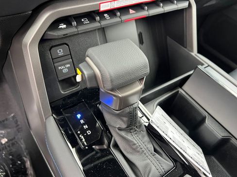 New 2026 Toyota Sequoia Platinum AWD/4WD image 22