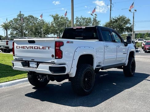 New 2025 Chevrolet Silverado 2500 LTZ w/ LTZ Premium Package image 9