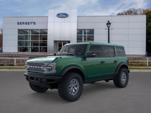New 2025 Ford Bronco Badlands image 1