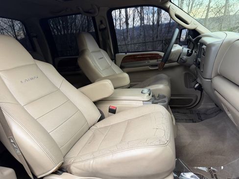 Used 2003 Ford F350 Lariat image 16