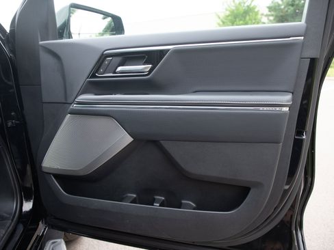 Used 2026 GMC Sierra EV Denali AWD/4WD image 12
