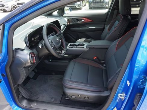 Used 2026 Chevrolet Equinox EV RS FWD image 16