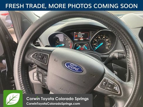 Used 2017 Ford Escape Titanium AWD/4WD image 14