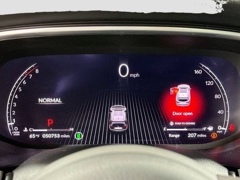 Used 2024 Acura MDX SH-AWD image 14