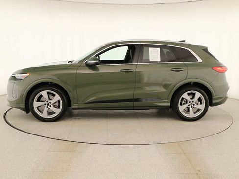 Used 2025 Audi Q5 Prestige AWD/4WD image 2