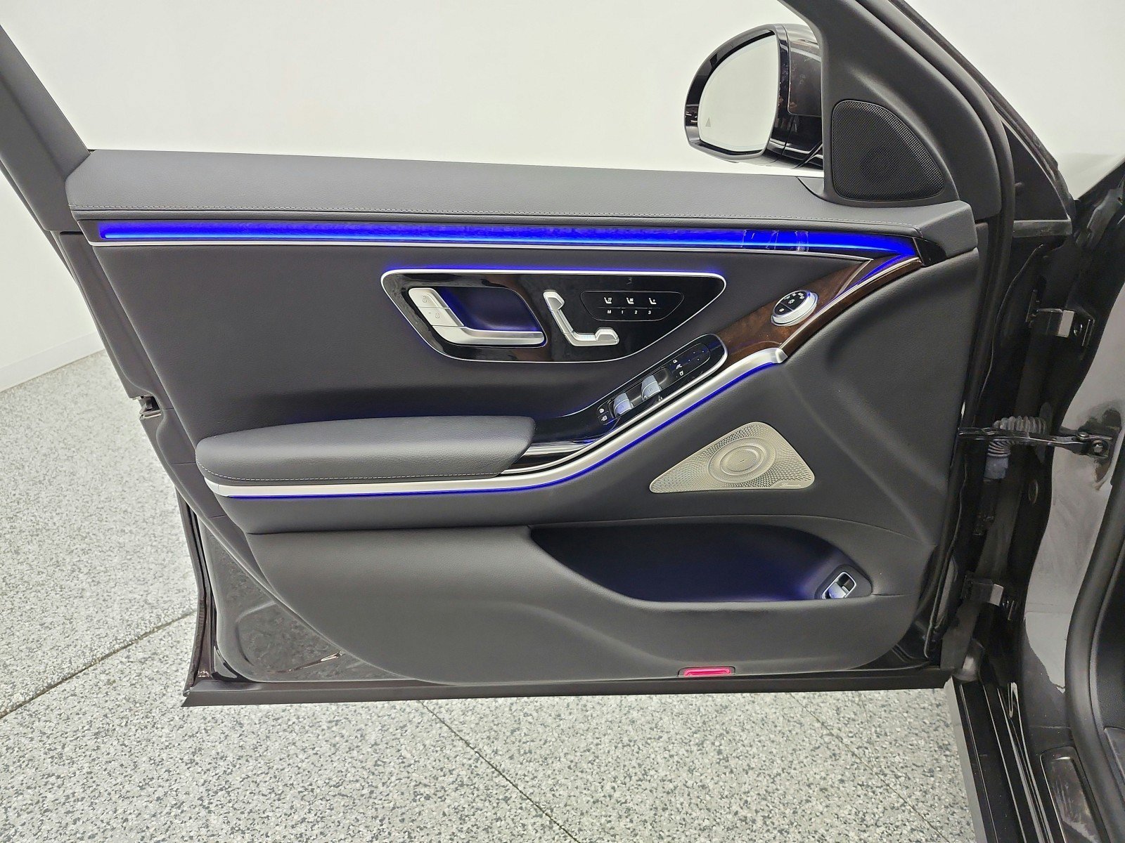 Certified 2023 Mercedes-Benz S 500 4MATIC image 12