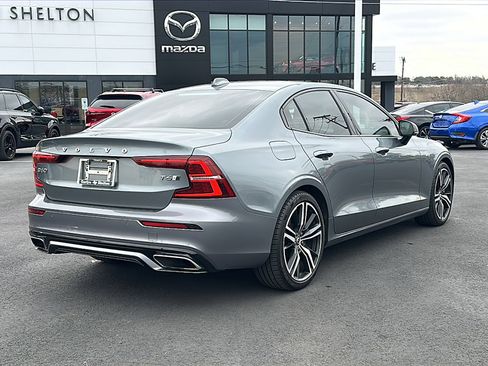 Used 2019 Volvo S60 T6 R-Design image 8