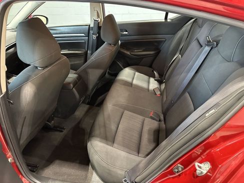 Used 2022 Nissan Altima 2.5 SV image 15