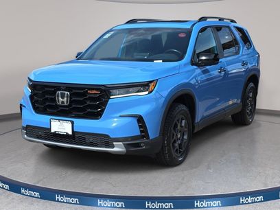 Certified 2025 Honda Pilot TrailSport