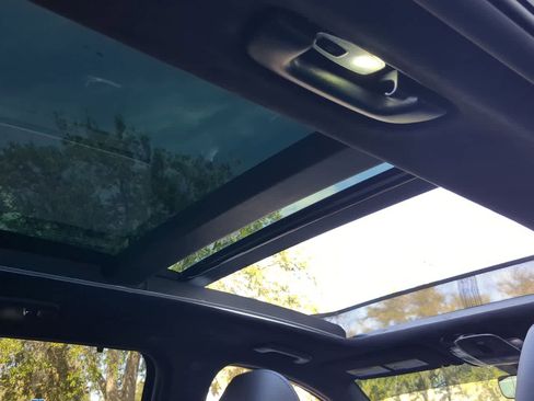 Used 2023 Hyundai Santa Fe Calligraphy image 23