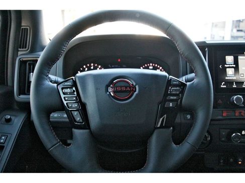 New 2026 Nissan Frontier PRO-4X w/ Pro-4x Convenience Package image 13