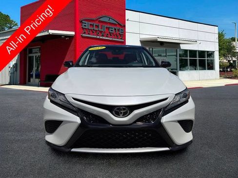 Used 2019 Toyota Camry XSE FWD image 8