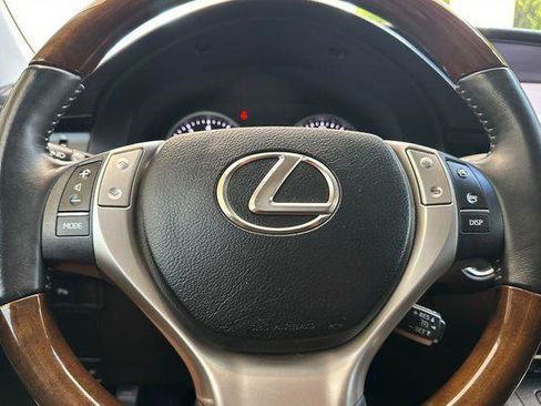 Used 2015 Lexus ES 350 w/ Premium Package FWD image 22