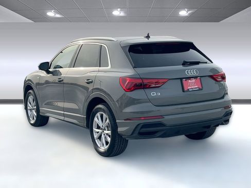 Used 2025 Audi Q3 2.0T Premium Plus w/ Premium Plus Package image 3