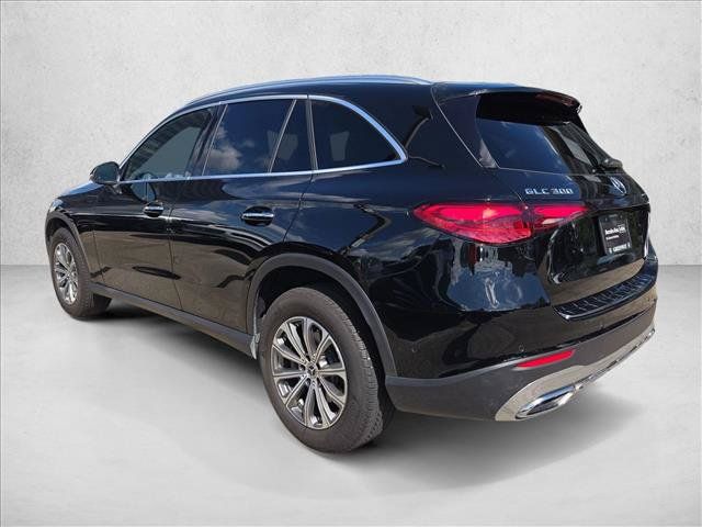 Used 2026 Mercedes-Benz GLC 300 image 7
