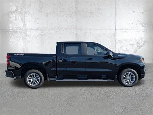 Used 2023 Chevrolet Silverado 1500 RST image 3
